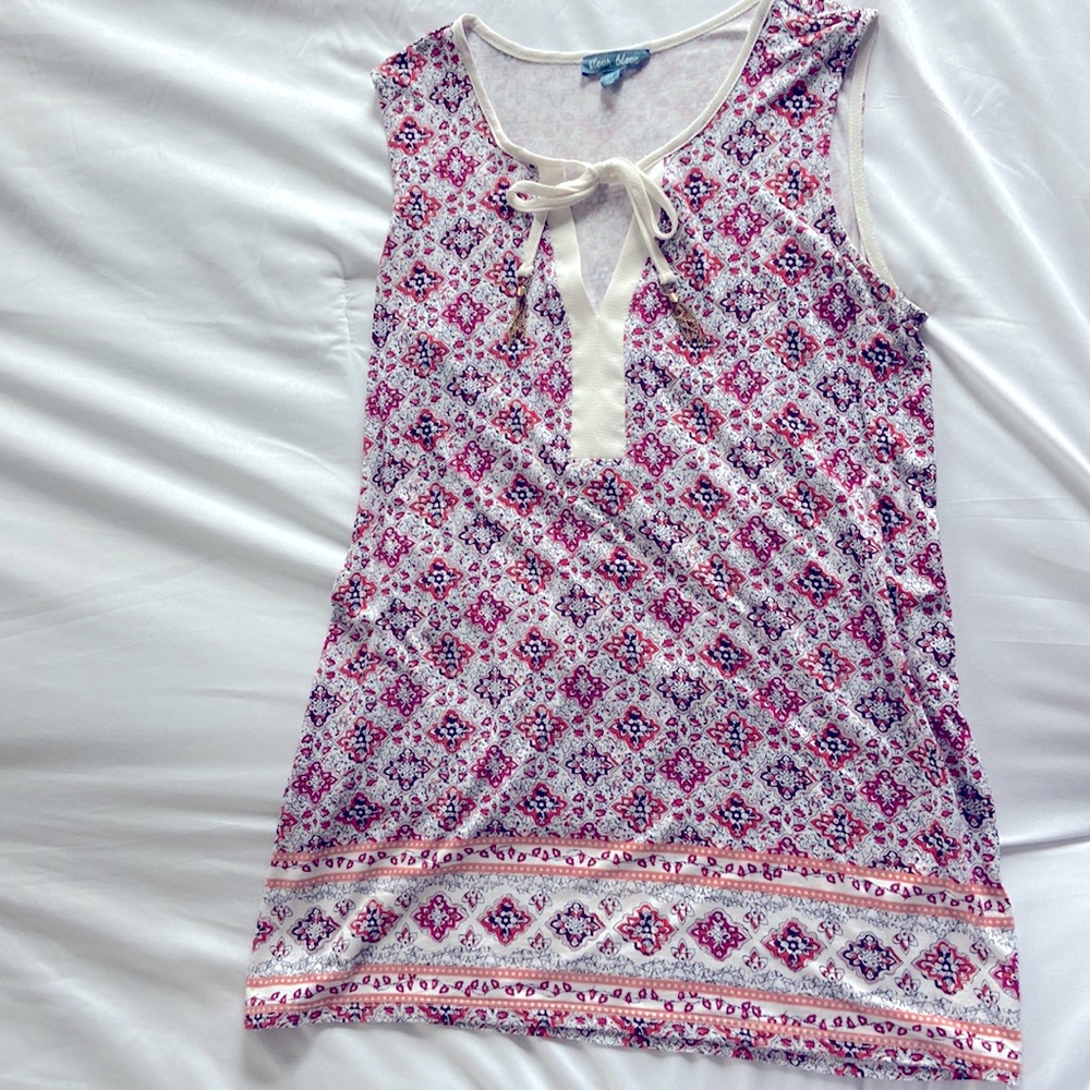 Fleur Bleue brand dressy tank top